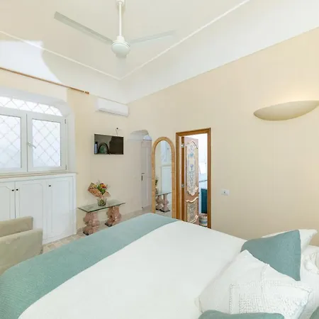 A A Pochi Passi Dalla Piazzetta Apartmán